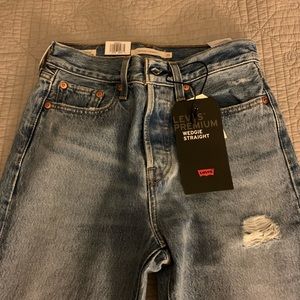 Levi’s Wedgie Straight Jean